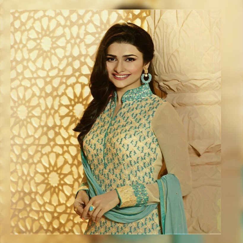 Prachi desai clearance dress catalogue 2019