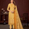 SKT Suits – Soha