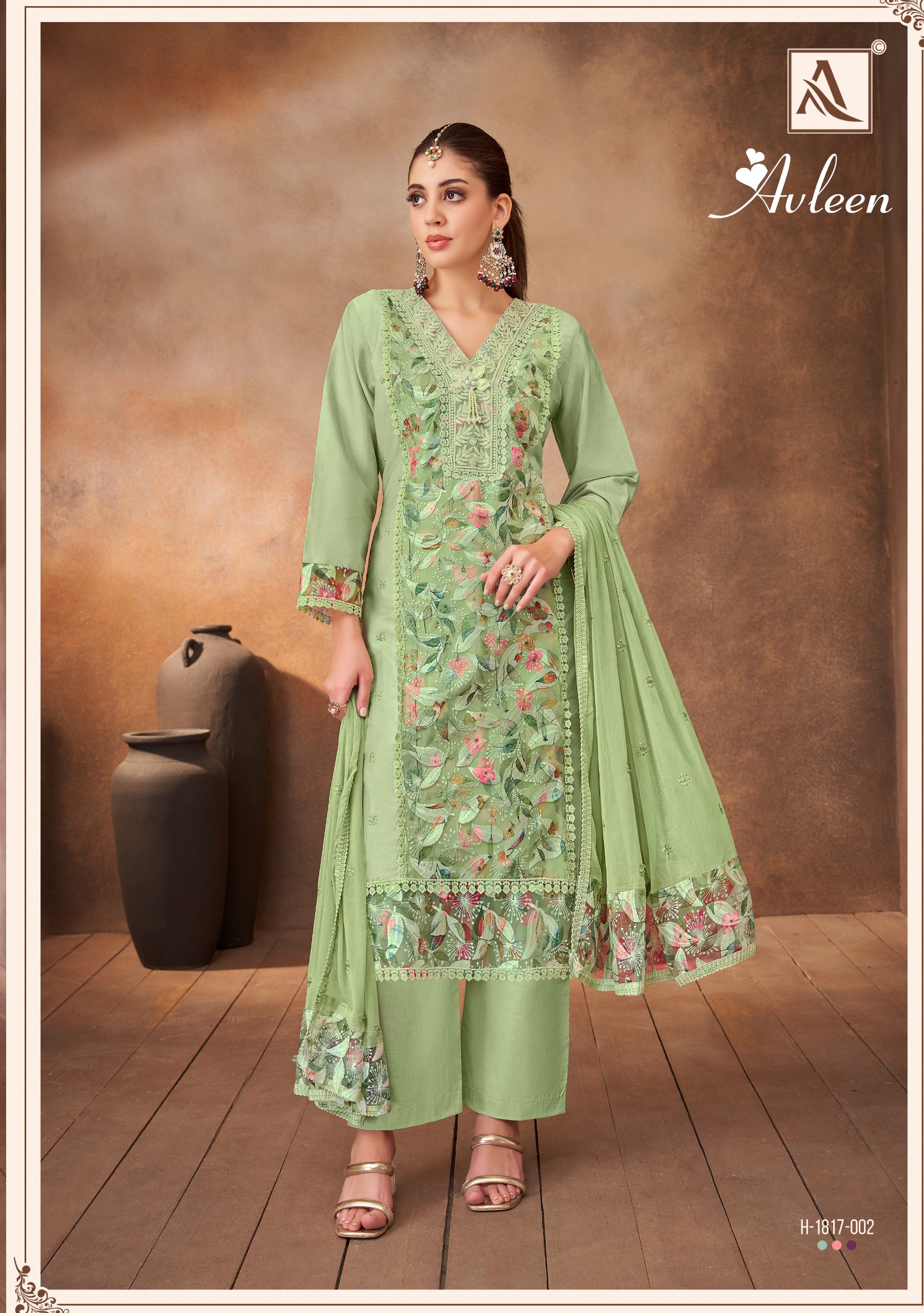 Alok Suit – Avleen
