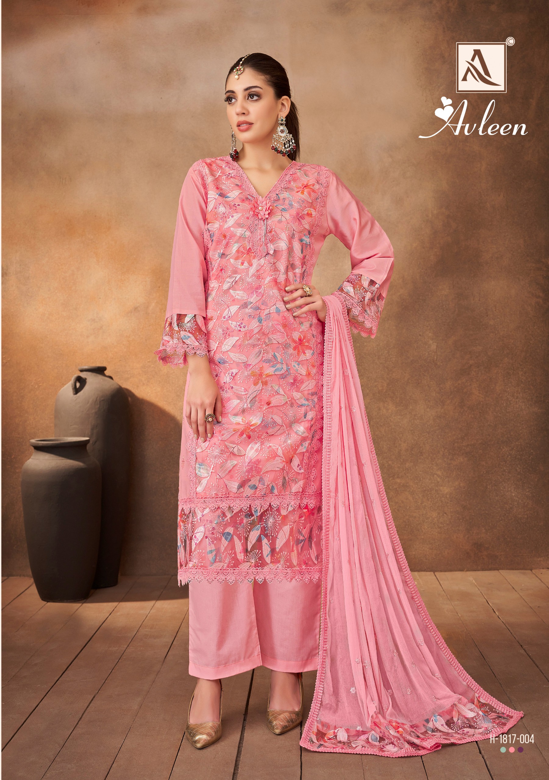 Alok Suit – Avleen