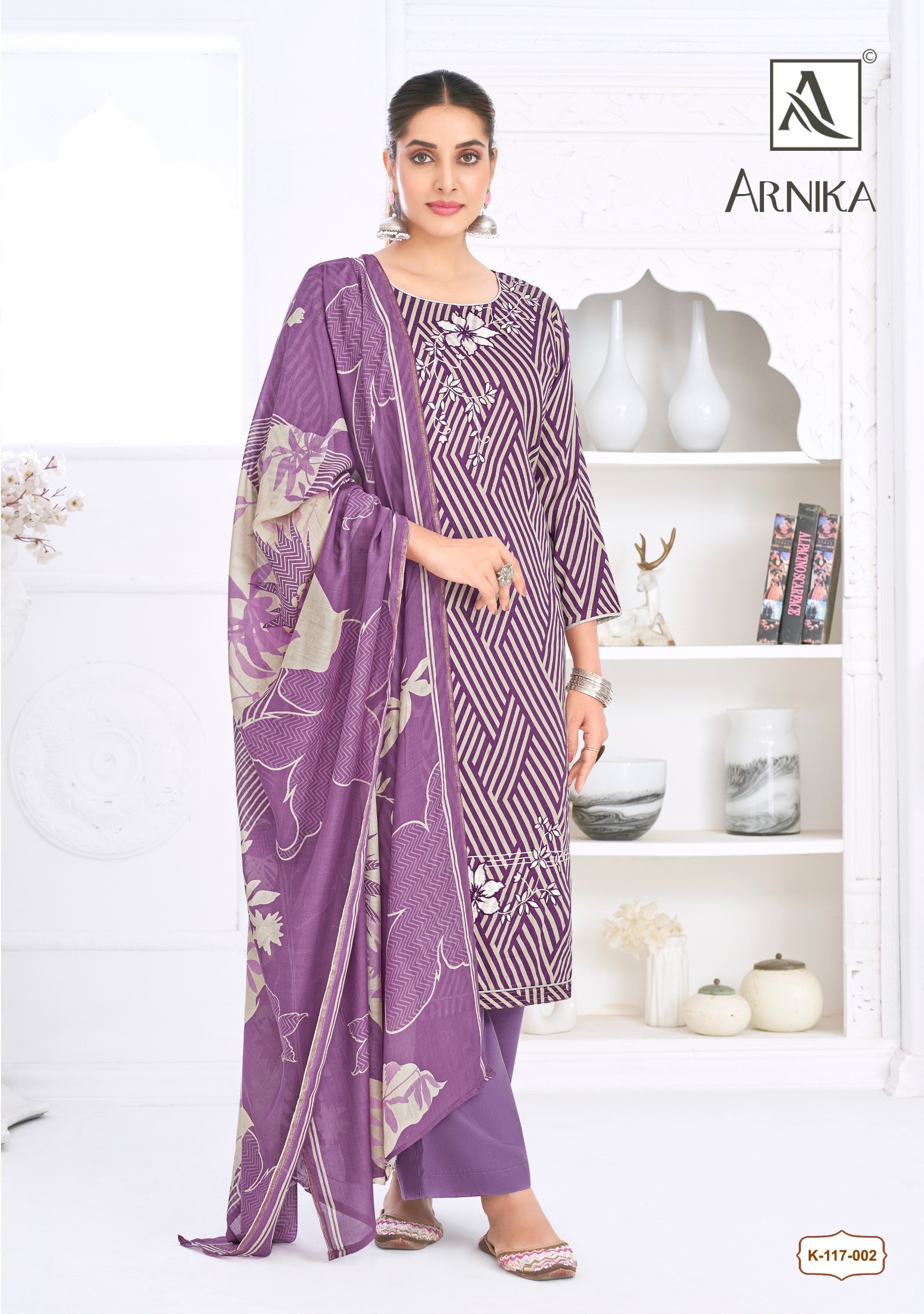 Alok Suit – Arnika