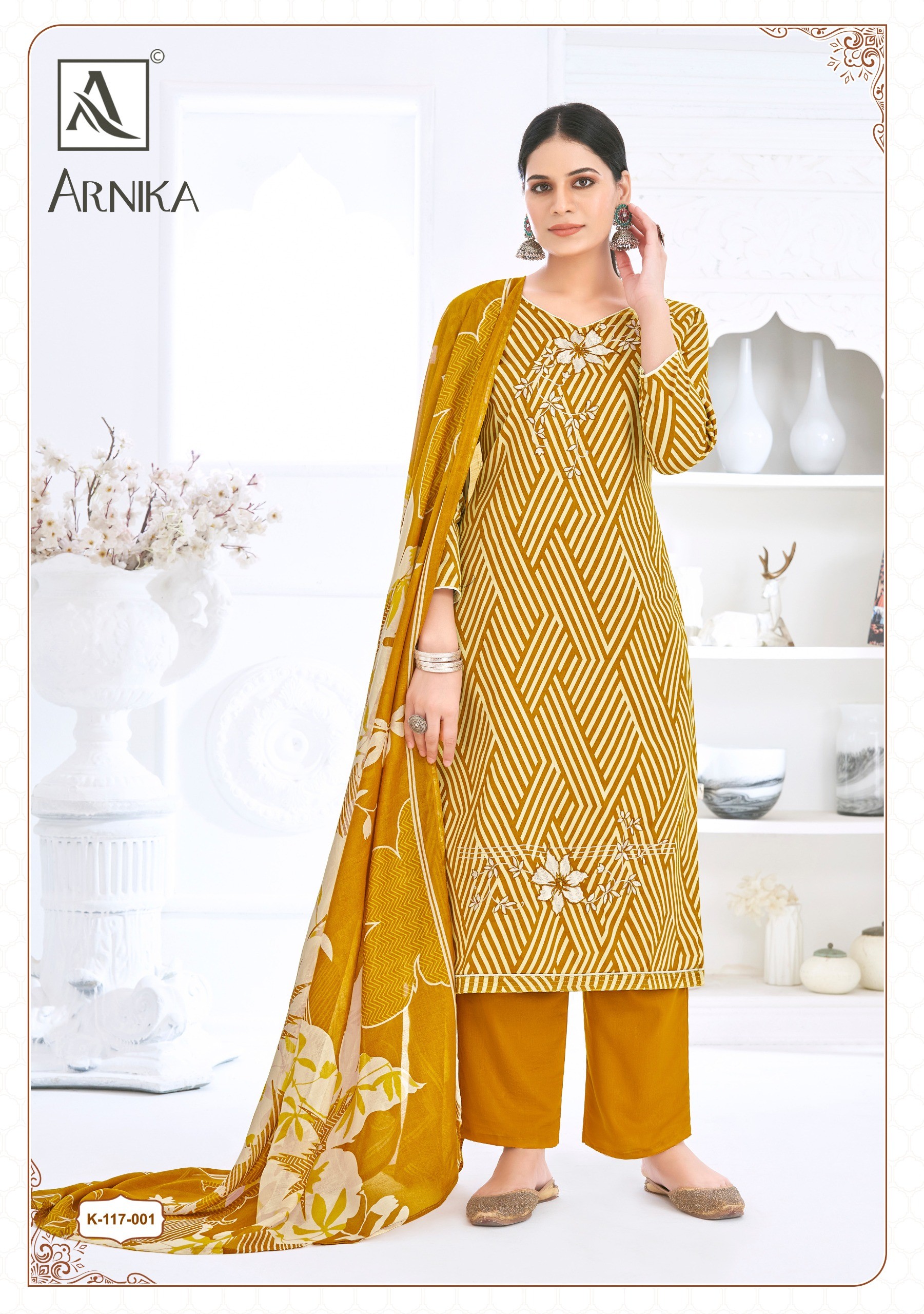 Alok Suit – Arnika