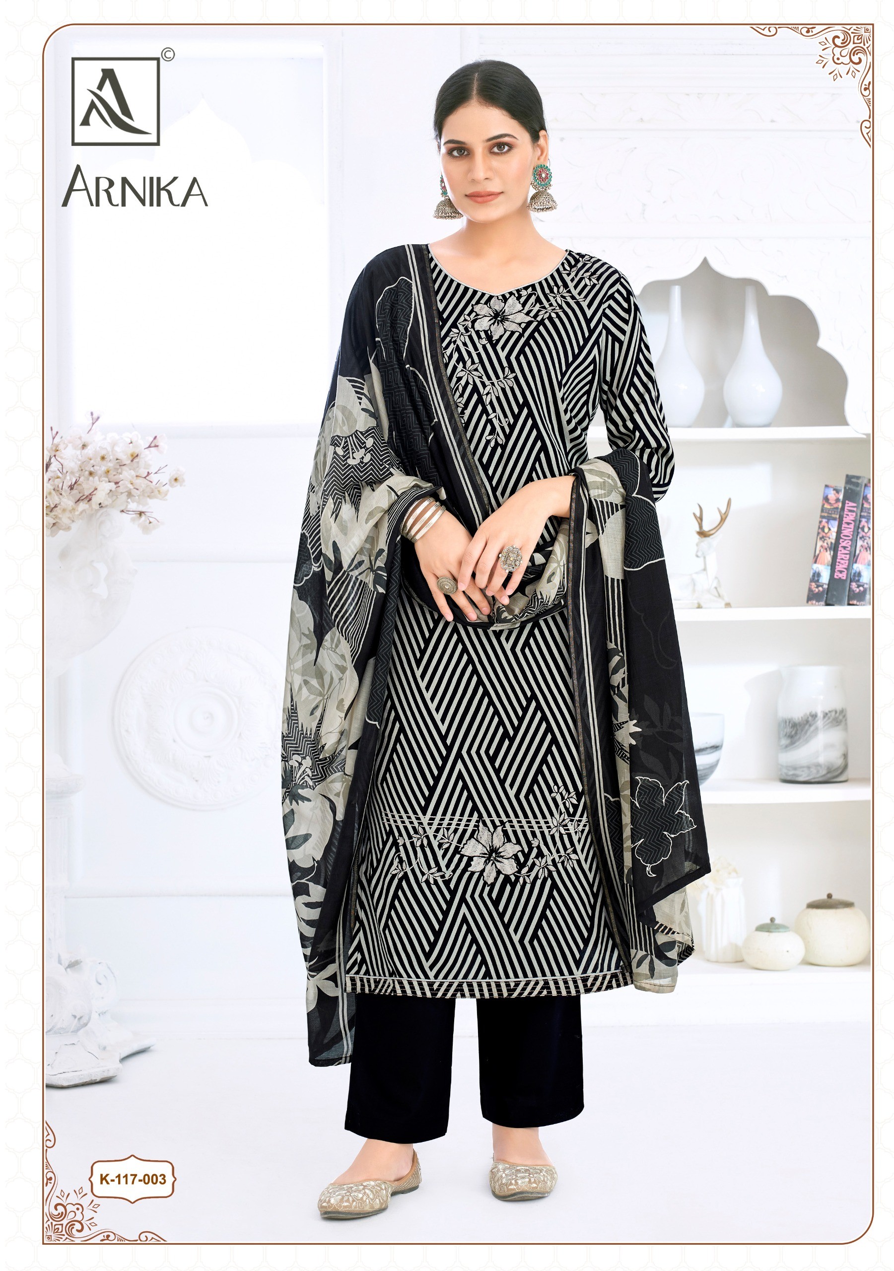 Alok Suit – Arnika