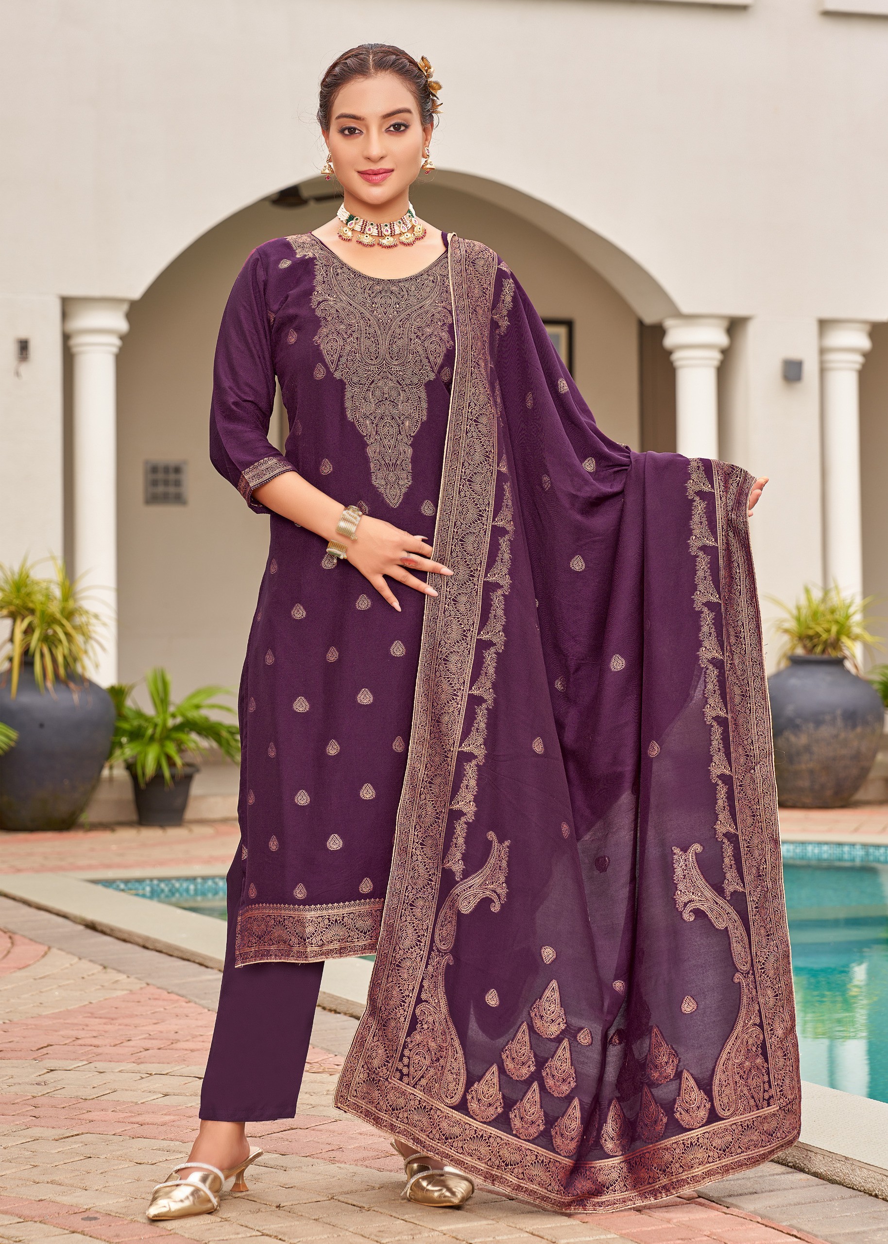 Alok Suit – Sargun