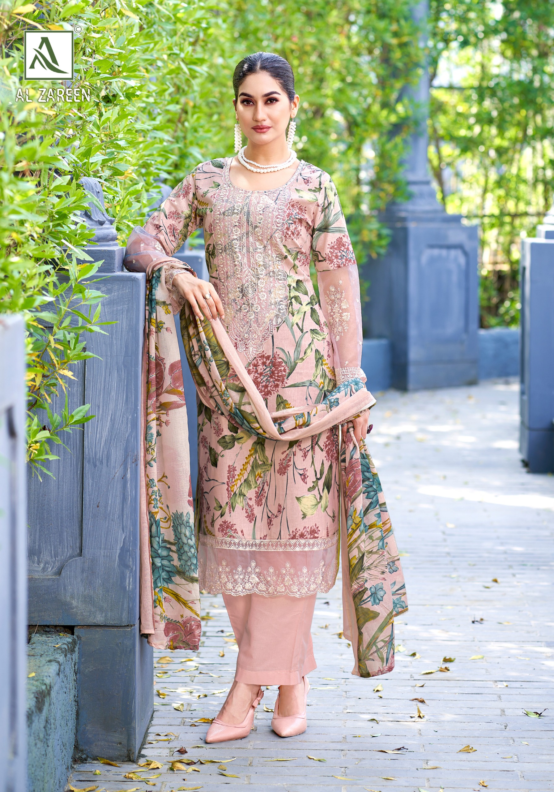 Alok Suit – Al Zareen