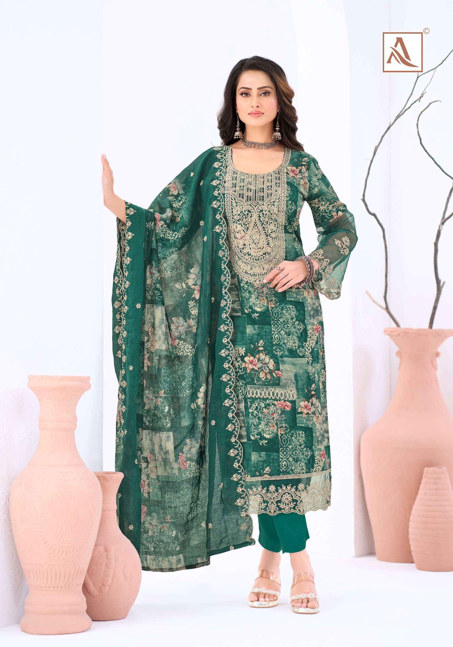 Alok Suit – Mithai