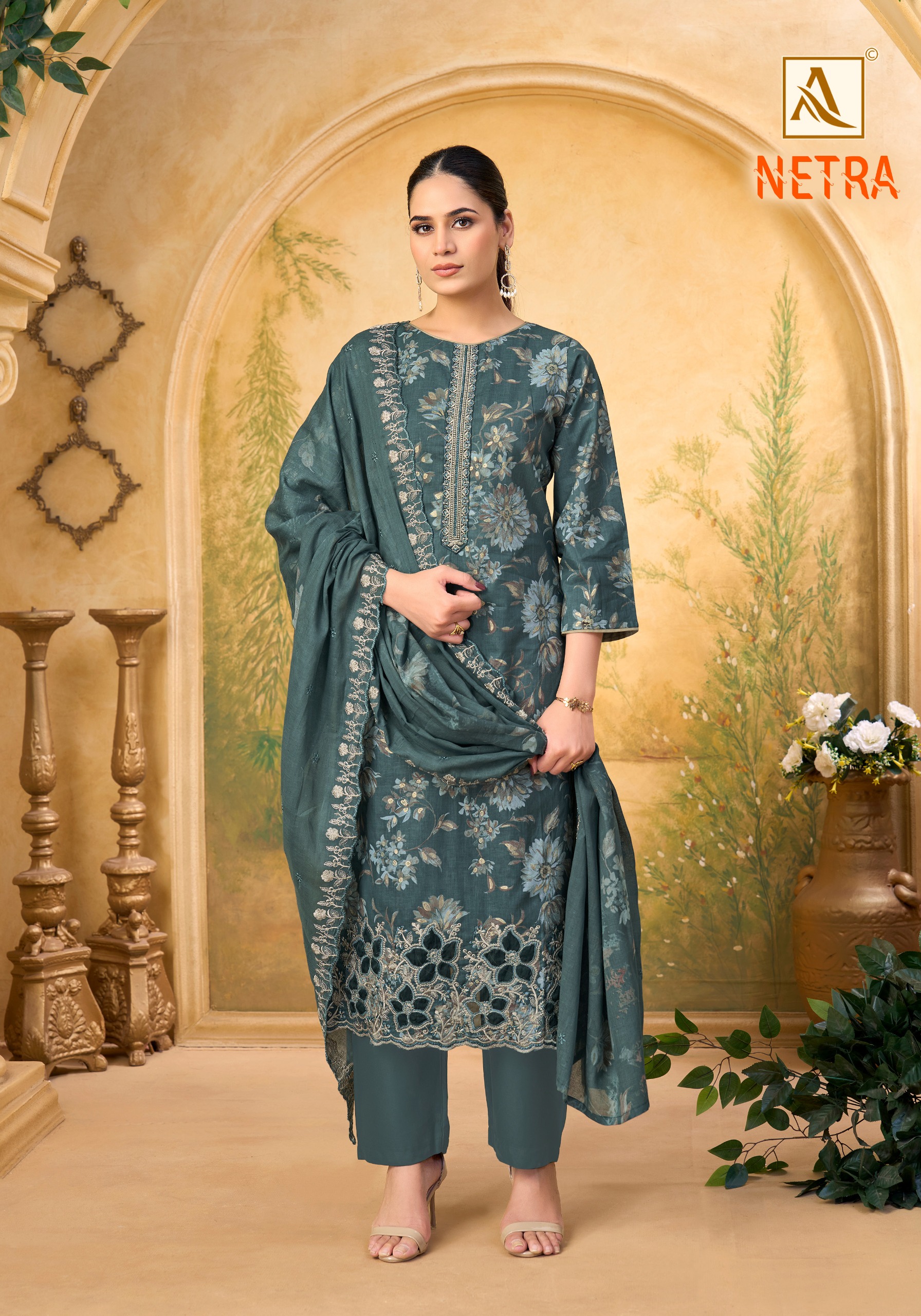 Alok Suit – Netra