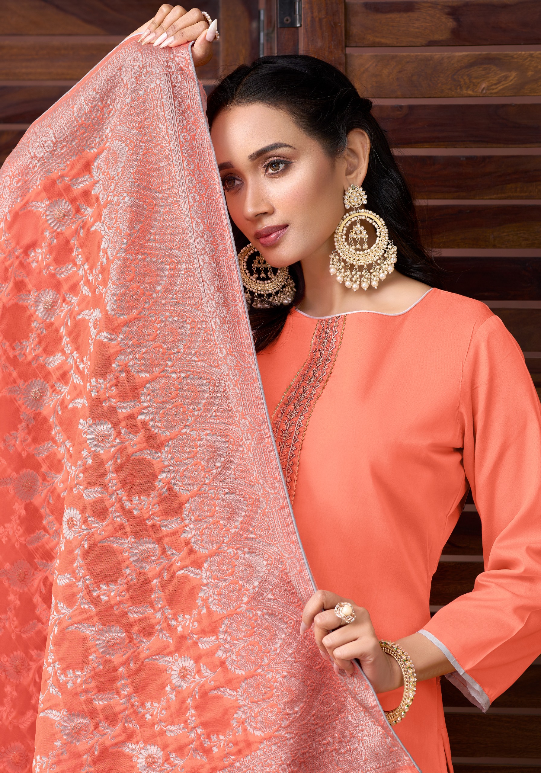 Alok Suit – Dianna