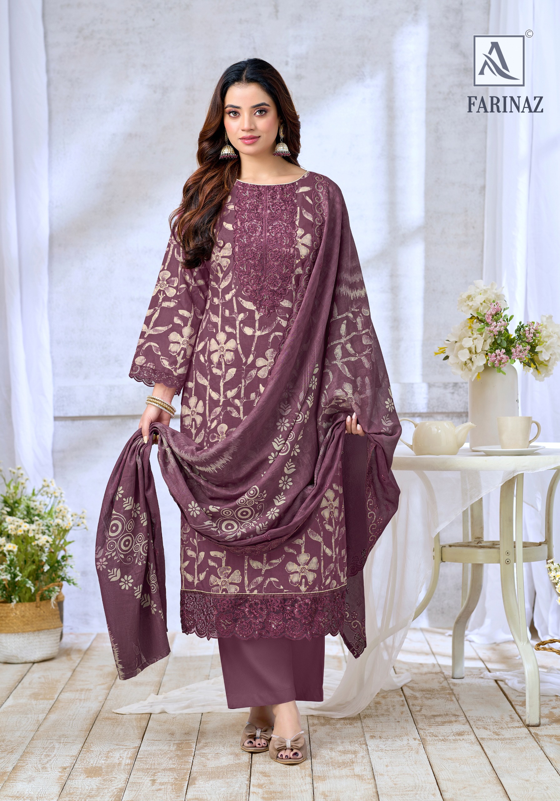 Alok Suit – Farinaz