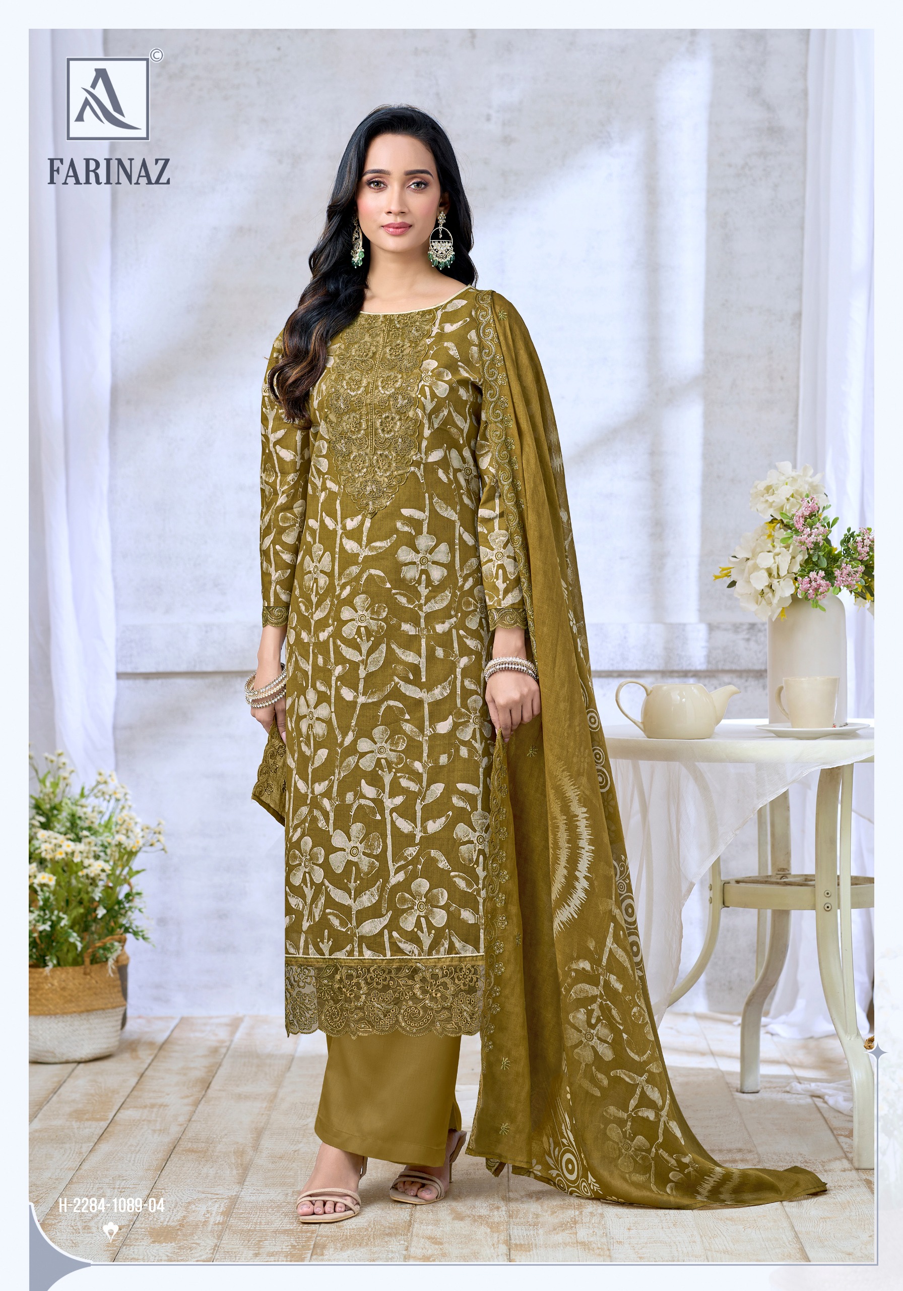 Alok Suit – Farinaz