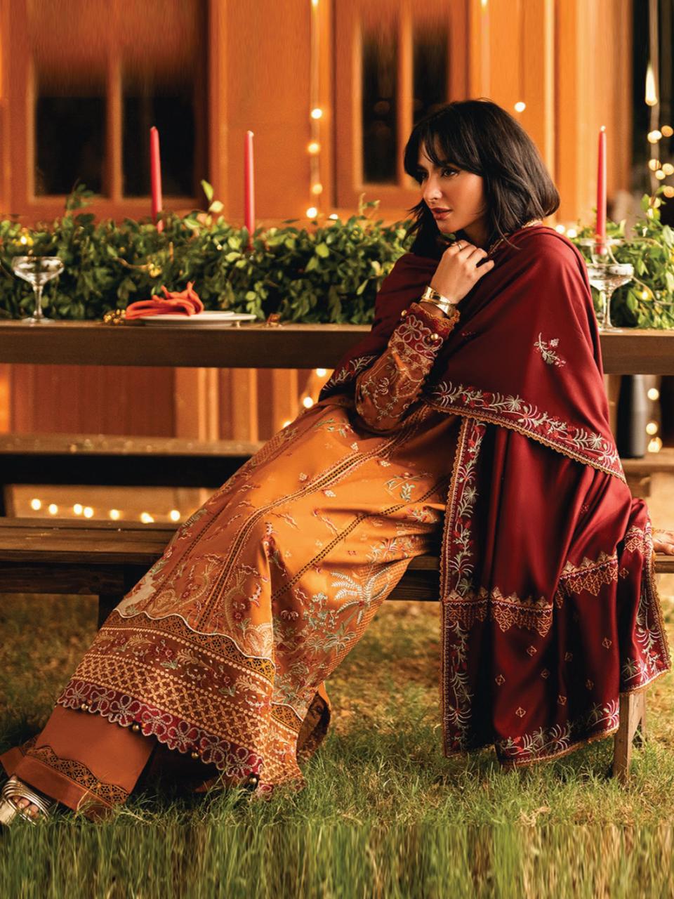 Maryam Hussain – Noor e Kainat Vol.3