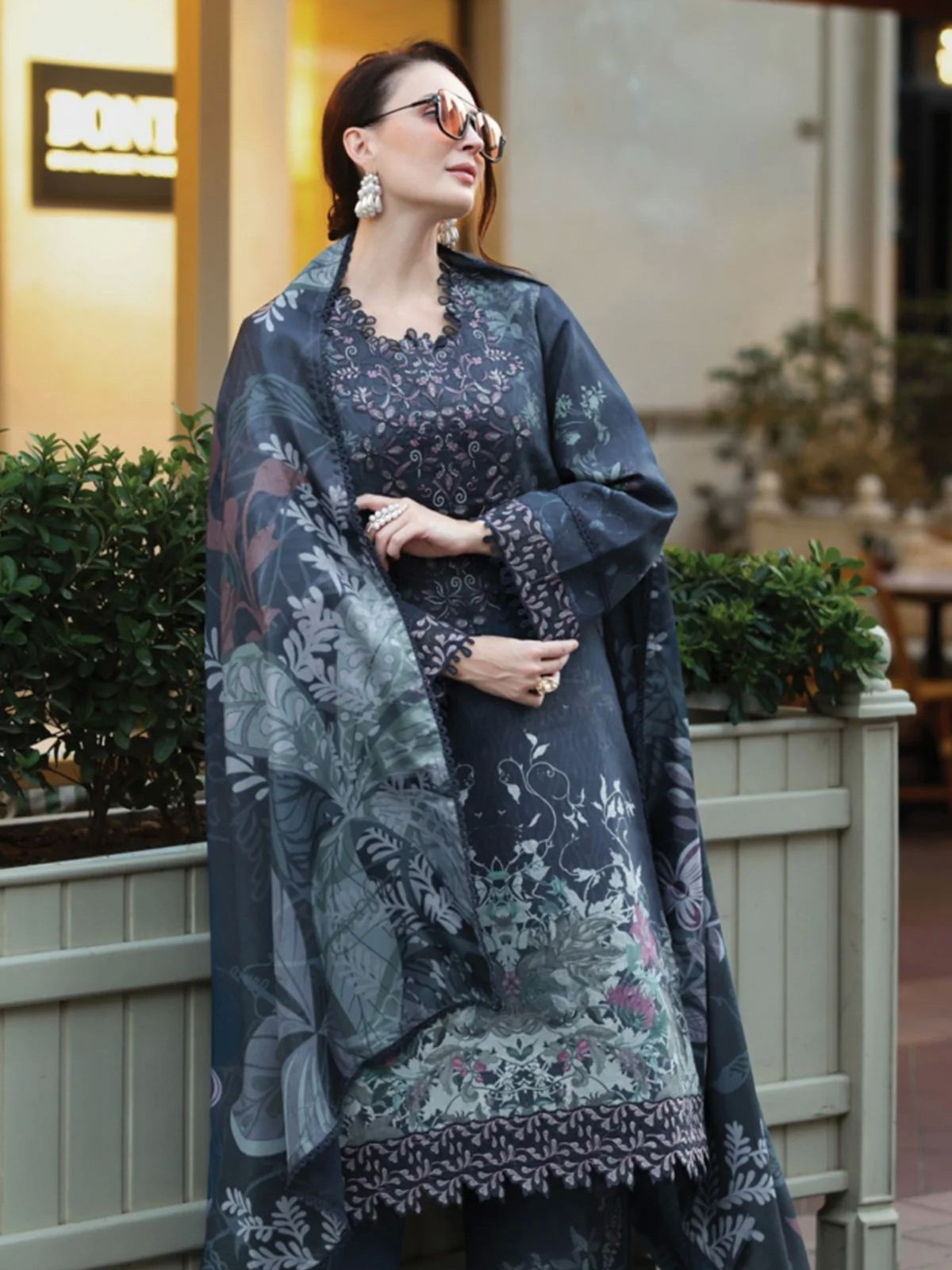 Maryam Hussain – Noor e Kainat Vol.3