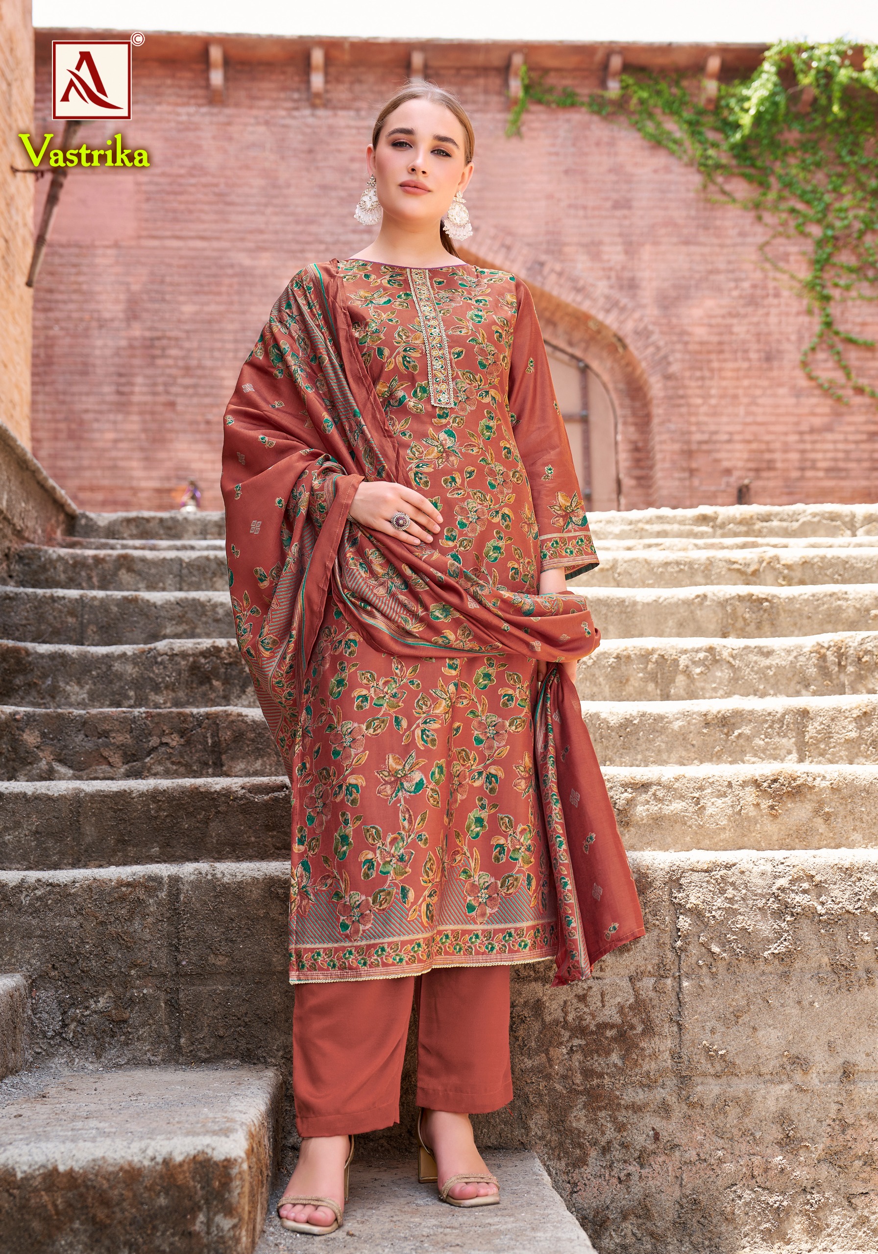 Alok Suit - Vastrika Alok Suit – Vastrika