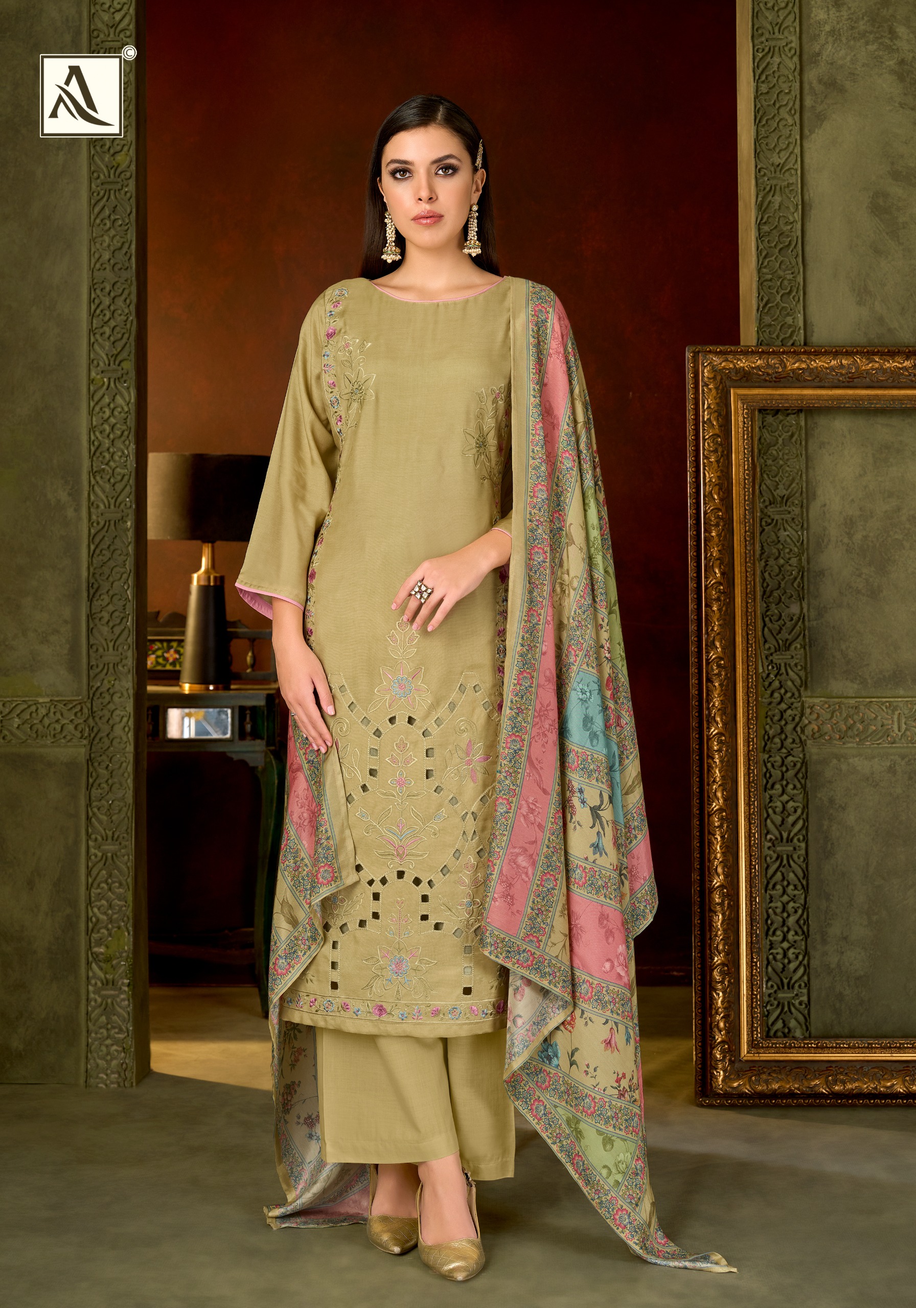 Alok Suit - Farmaish Alok Suit – Farmaish