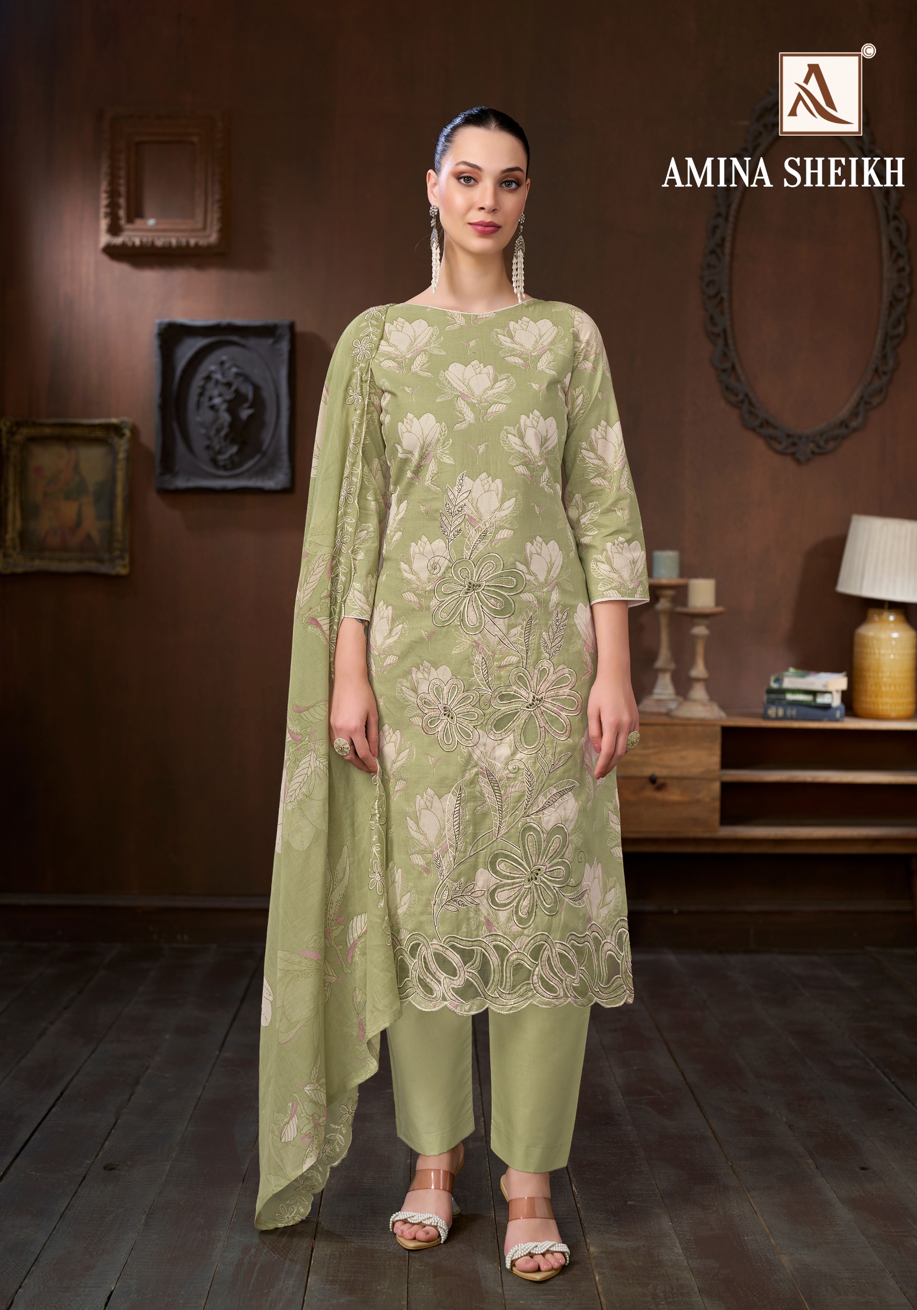 Alok Suit – Amona Sheikh